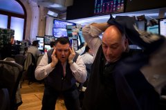 银行放出关键信号证监会抓内鬼踏空散户最后的